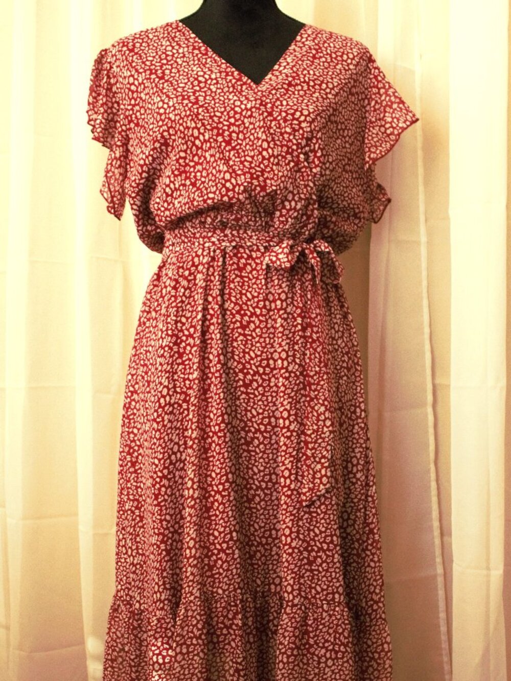 Perfect Summer Dress for Outdoor Event